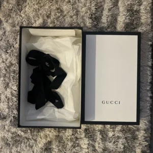 Empty Shoe Box - Gucci Gift Box with Tissue & Ribbon - 12x8x4 Black/White